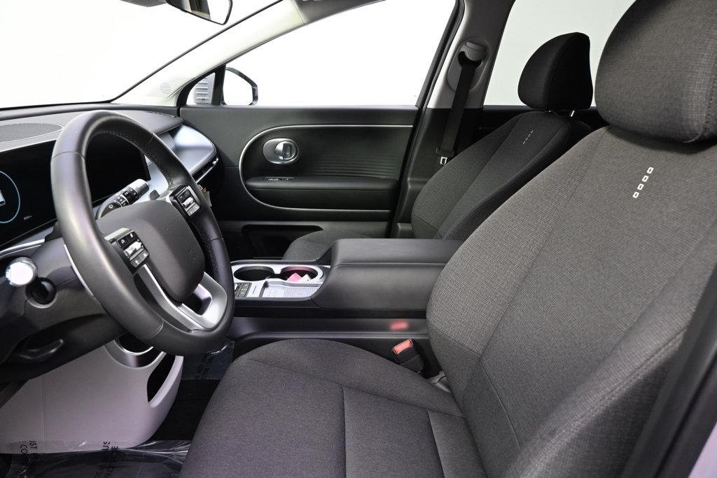 New 2026 Cyber Gray Hyundai SE image 13