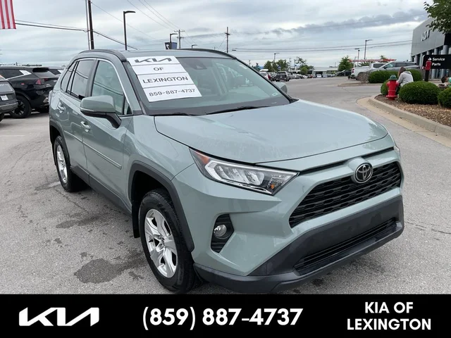 2021 Toyota RAV4 XLE
