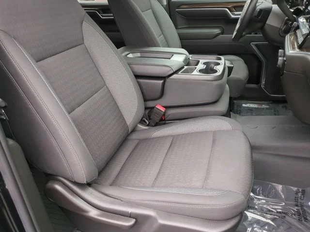 Used 2022 Black Chevrolet RST image 22