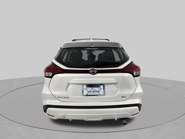 Used 2023 White Nissan SV image 9