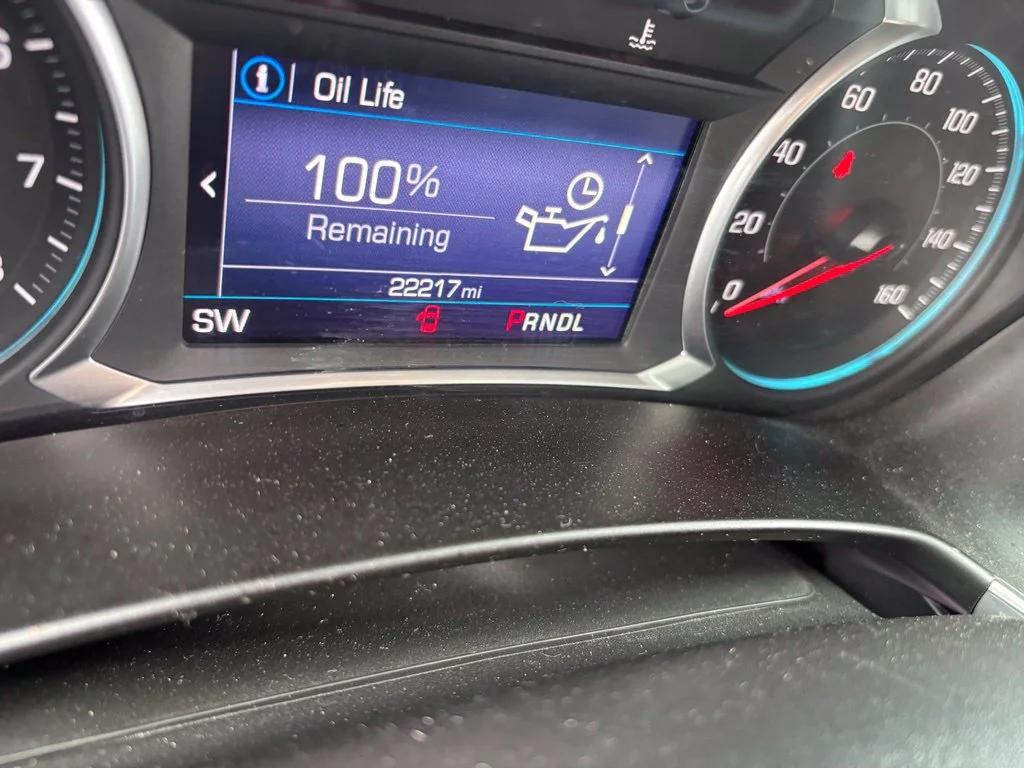 Used 2022 Blue Chevrolet LT image 4