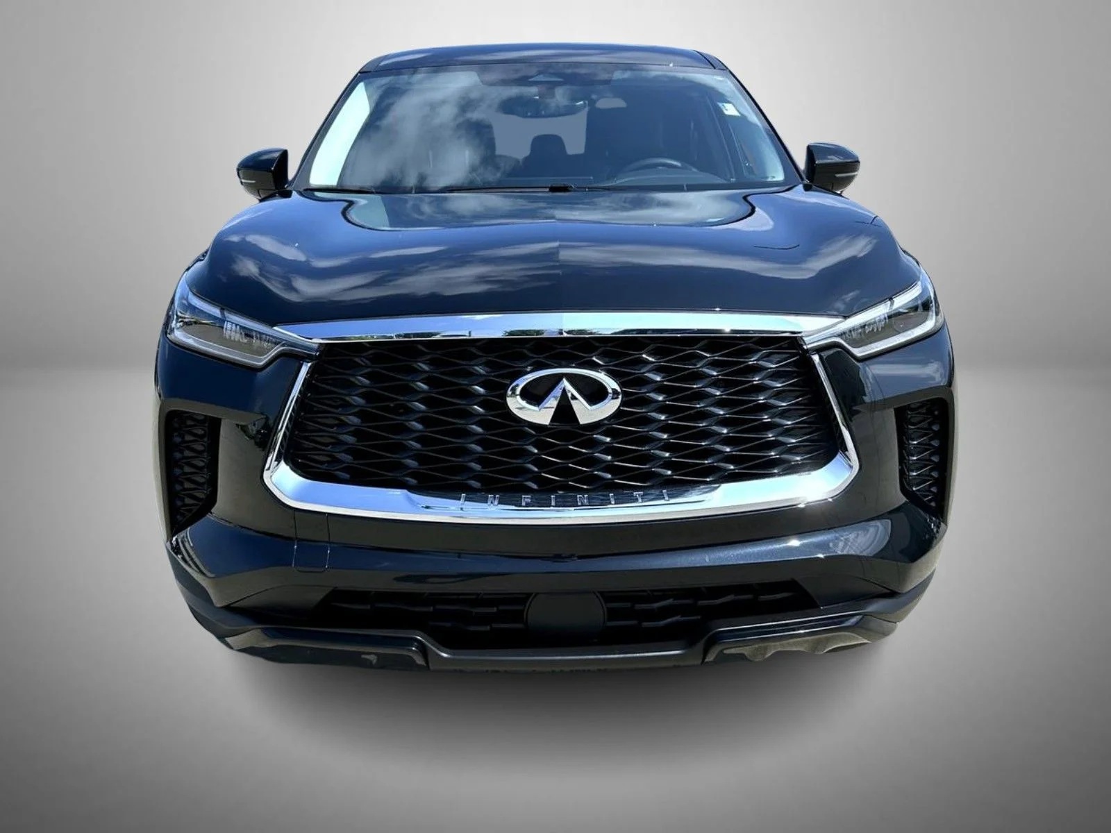 Used 2025 Black INFINITI PURE image 2