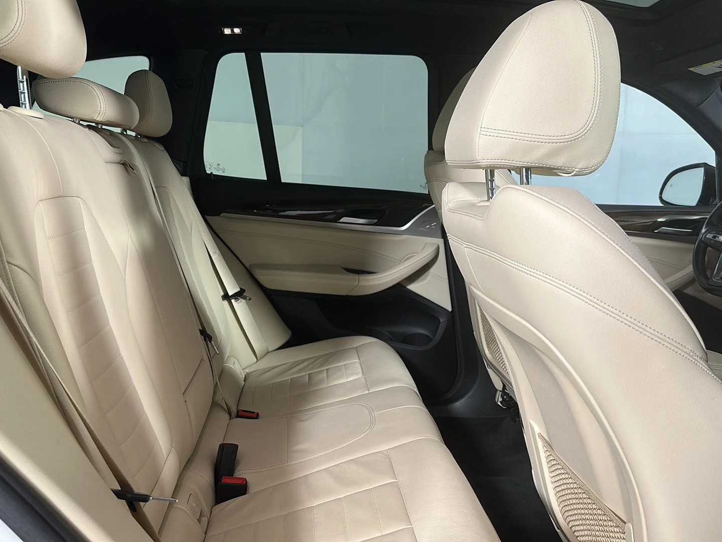 Used 2020 Alpine White BMW xDrive30i image 29