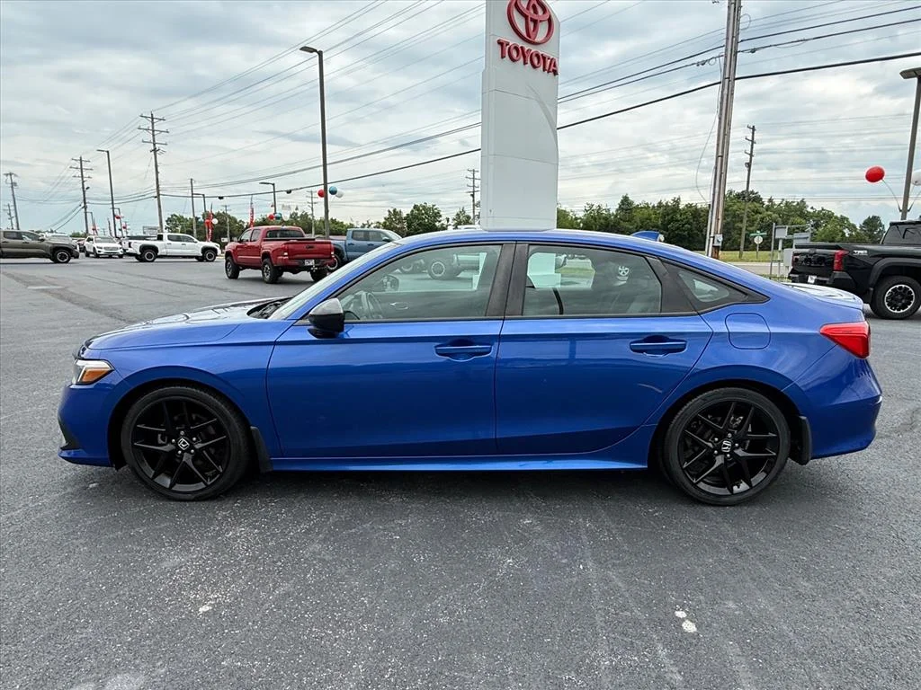 2022 Honda Civic Sport CVT's photo