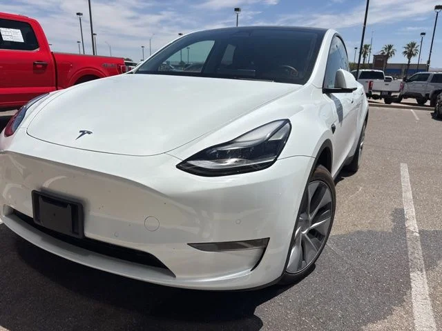 2022 Tesla Model Y Long Range Dual Motor All-Wheel Drive's photo