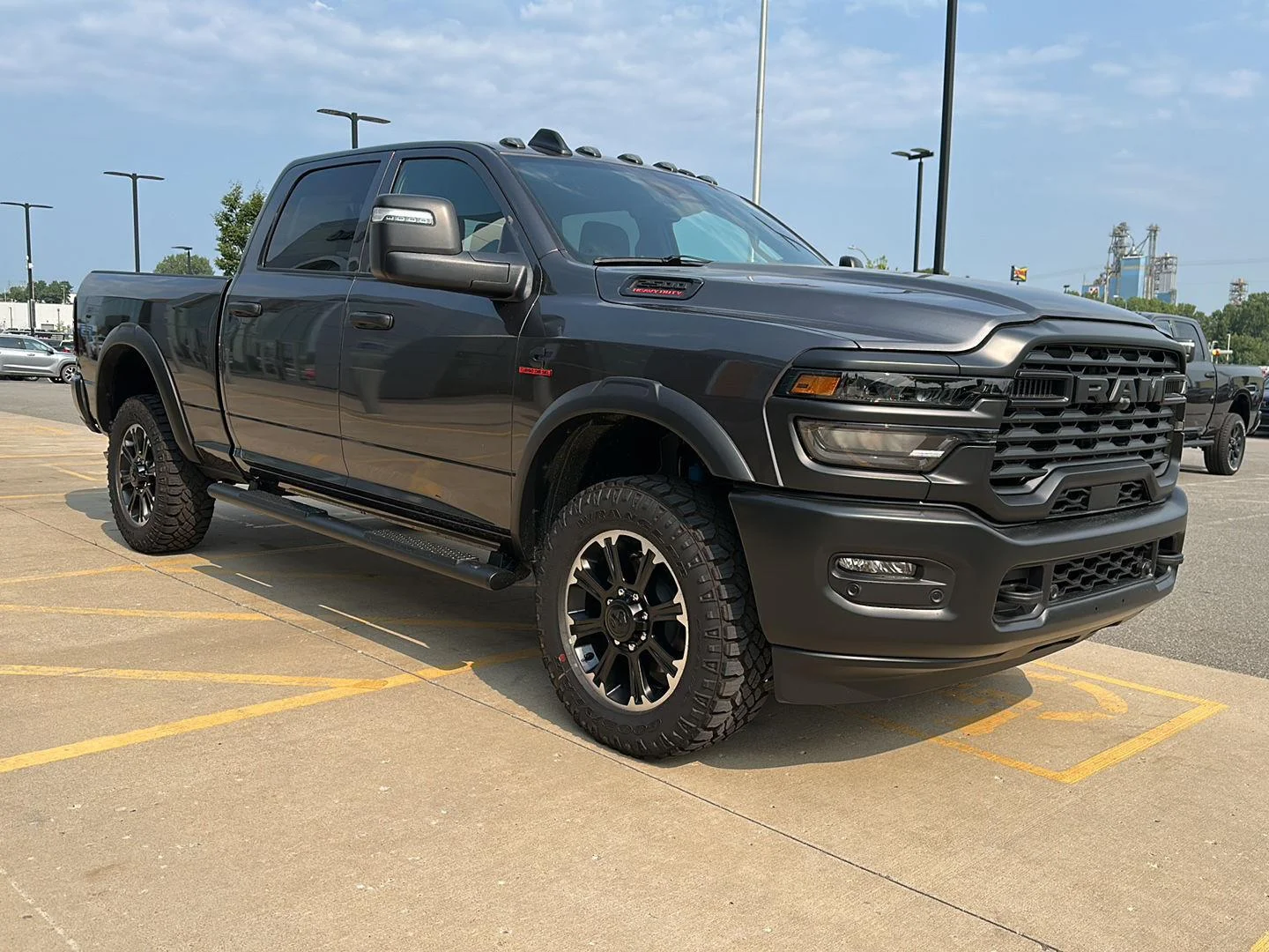 New 2026 Granite Crystal Metallic Clearcoat Ram Warlock image 6