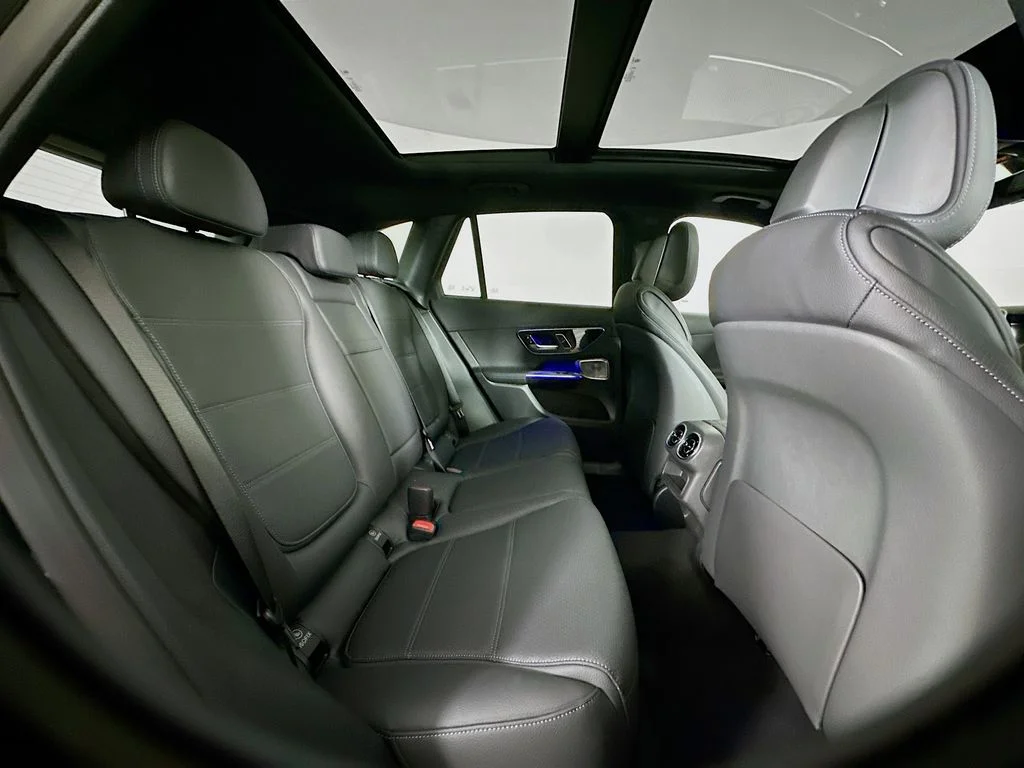 Used 2026 Black Mercedes-Benz GLC 300 image 28