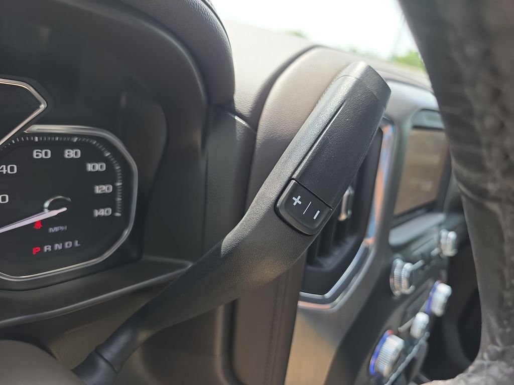 Used 2021 Black GMC Denali image 25