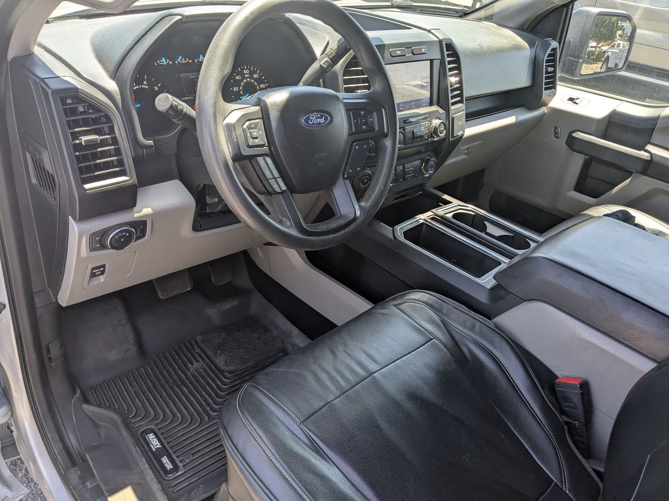 Used 2020 Iconic Silver Metallic Ford XL image 15