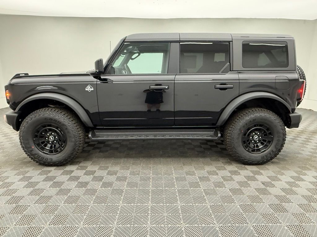 New 2026 Black Ford Outer Banks image 13