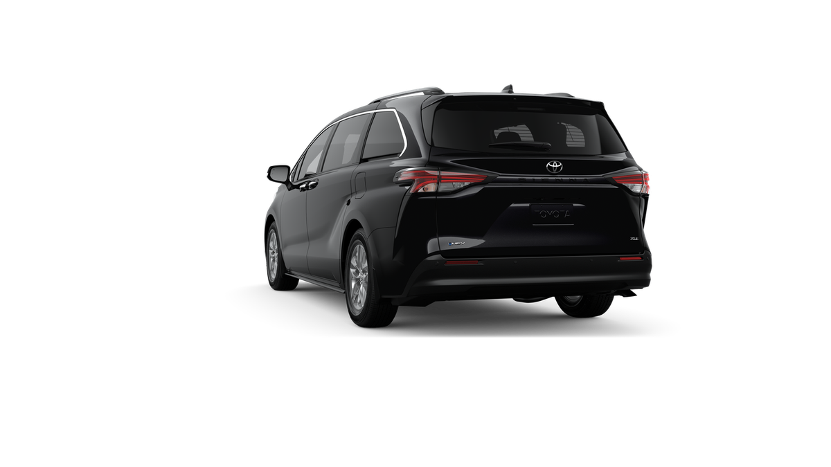 New 2026 Midnight Black Metallic Toyota XLE image 7