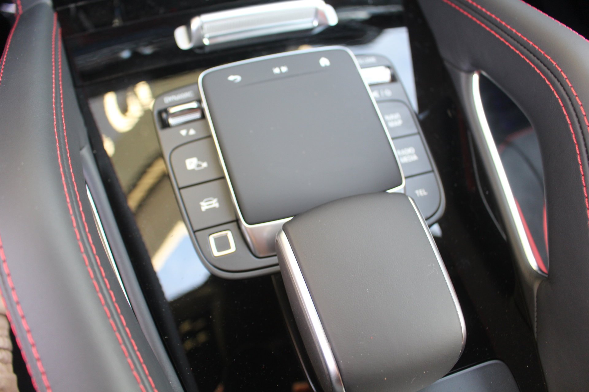 2026 Mercedes-Benz GLE AMG GLE 53 - Photo 30