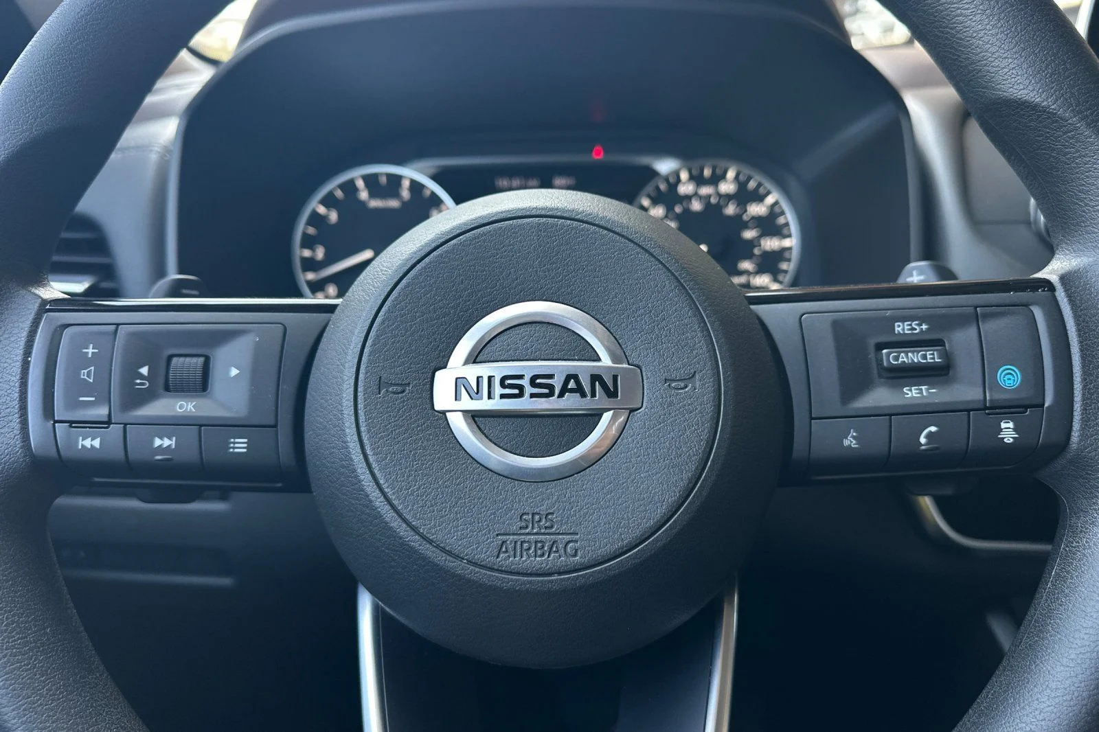 Used 2021 Gray Nissan SV image 22