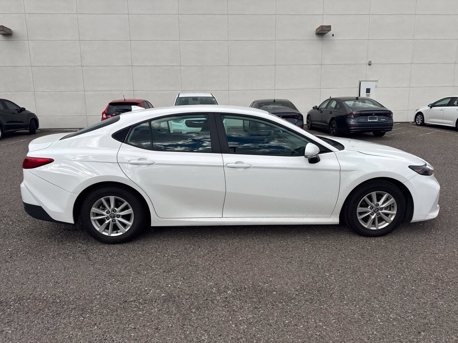 Used 2025 Ice Cap Toyota LE image 6