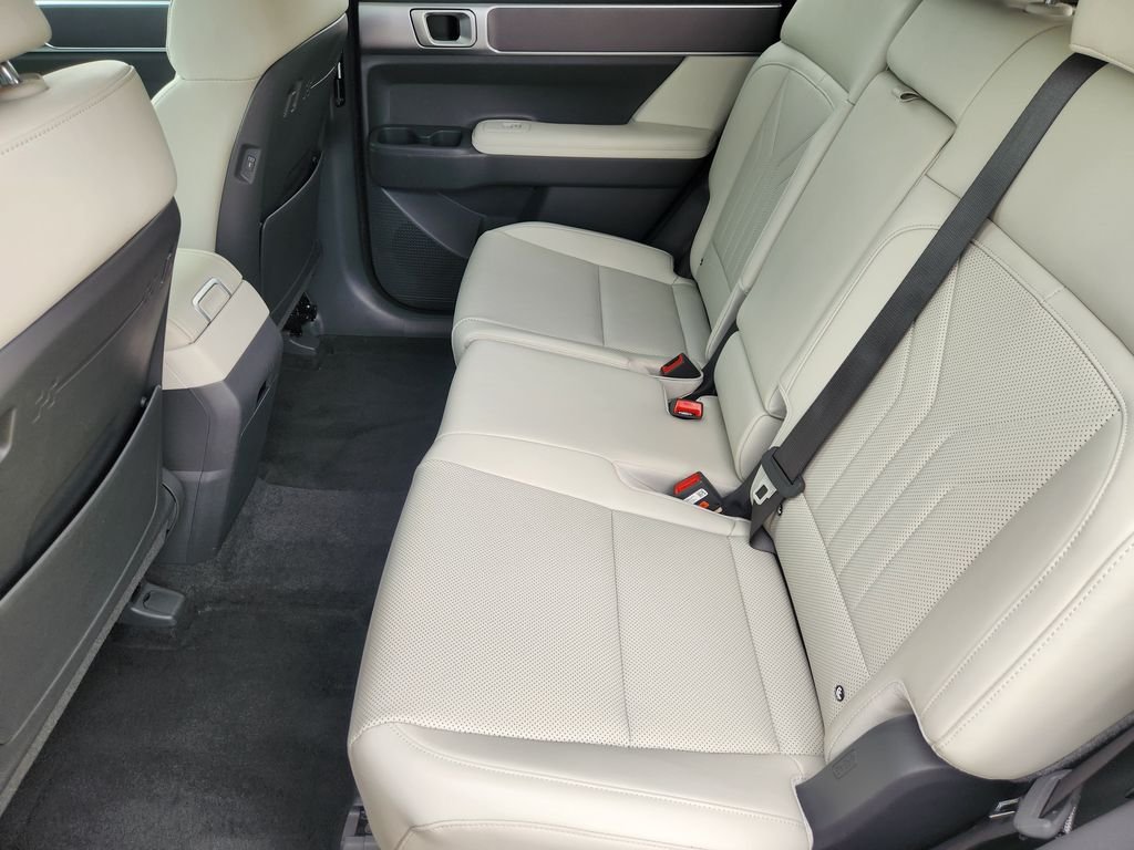 Used 2026 Ecotronic Gray Hyundai SEL image 31
