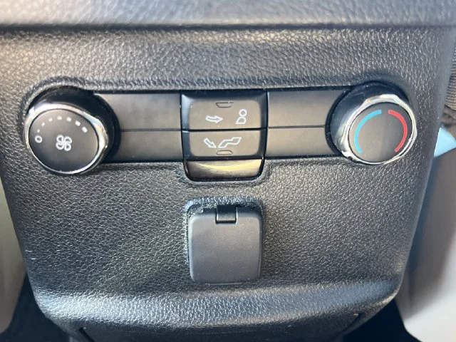 Used 2018 White Ford XLT image 32