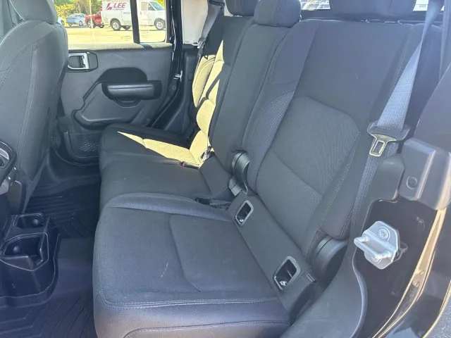 Used 2020 Black Jeep Sport image 20