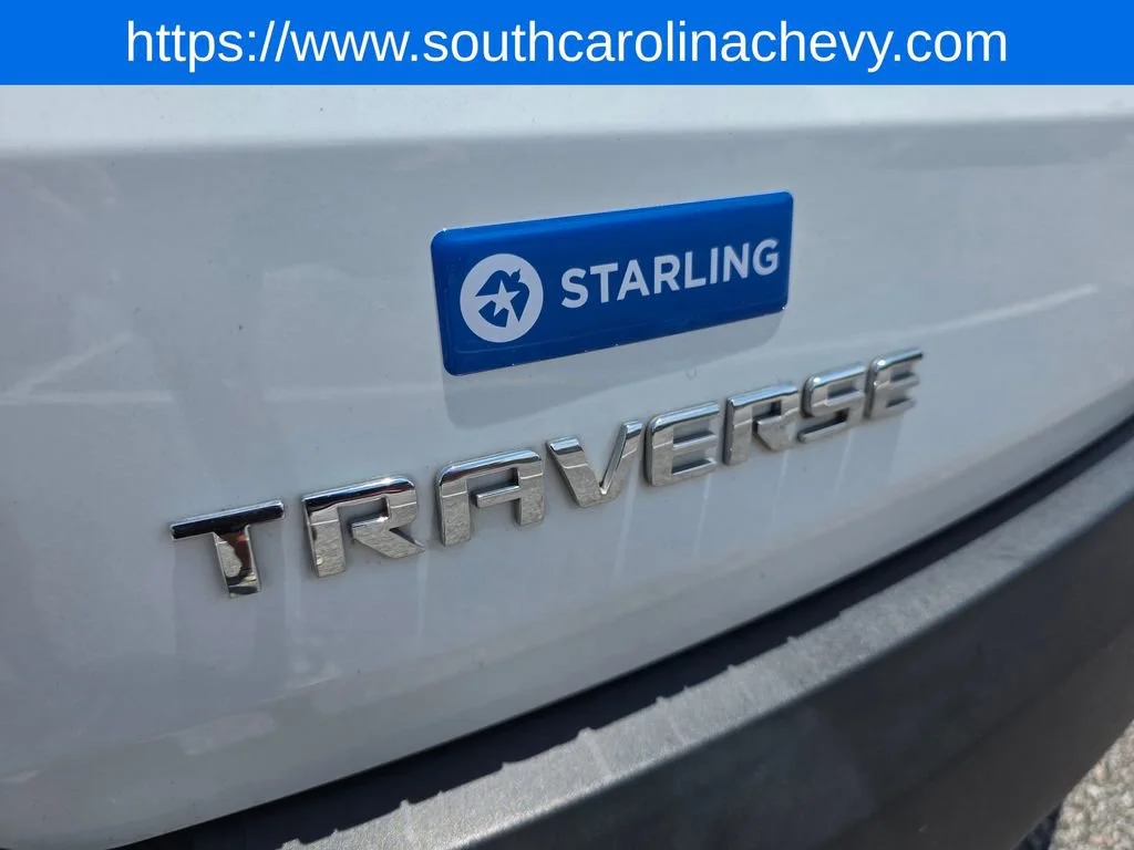 Used 2023 Summit White Chevrolet LT Cloth image 38