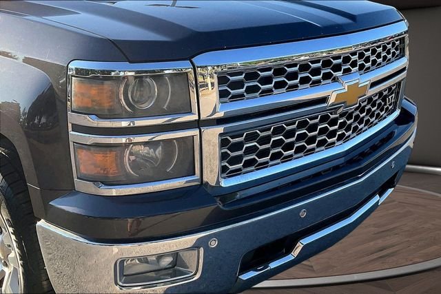 Used 2014 Gray Chevrolet LTZ image 27