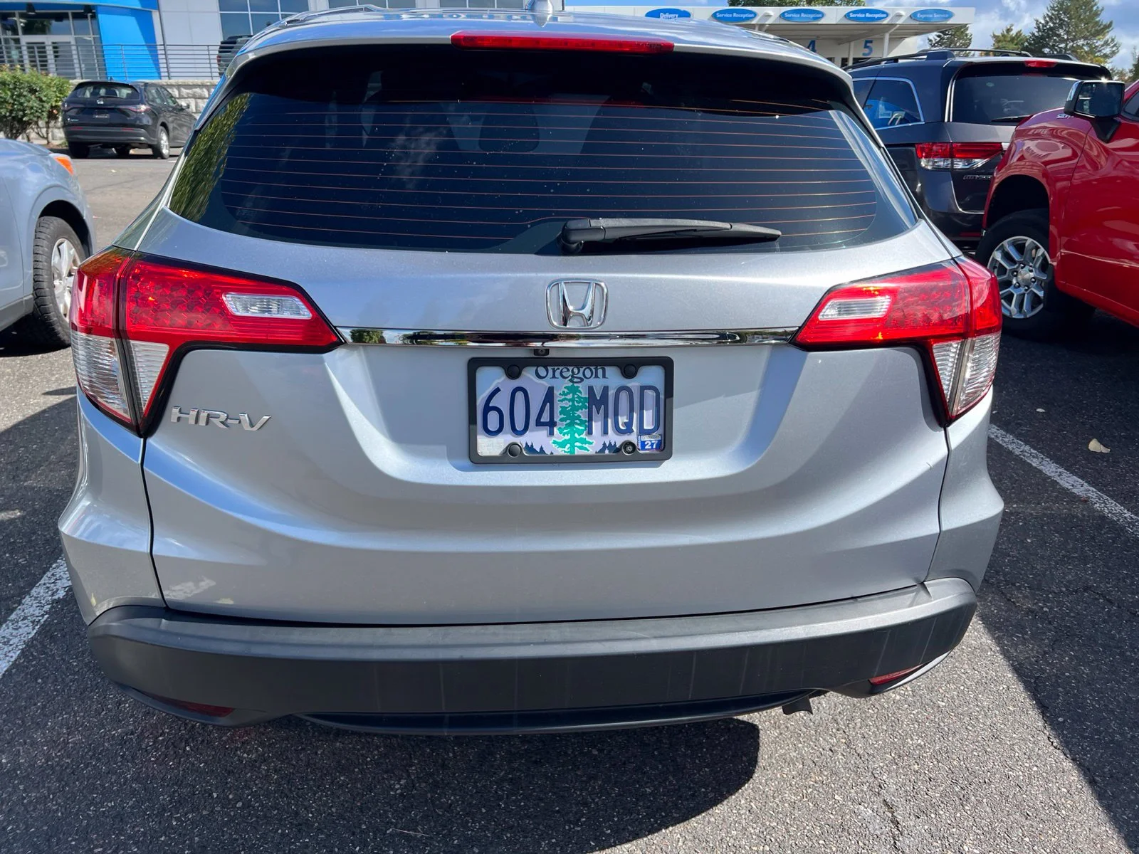 Used 2019 Lunar Silver Metallic Honda LX image 5