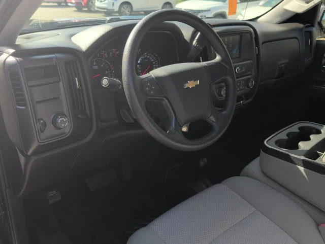 Used 2018 Black Chevrolet Custom image 19