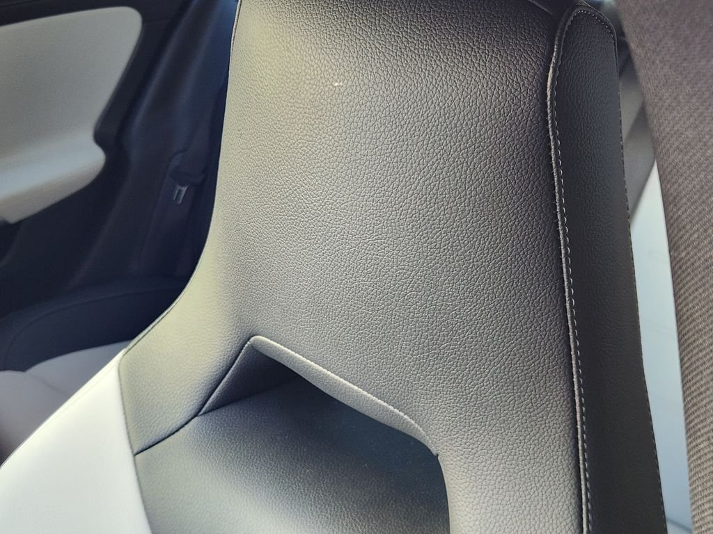 Used 2022 Iridium Silver Metallic Mercedes-Benz CLA 35 AMG® image 26