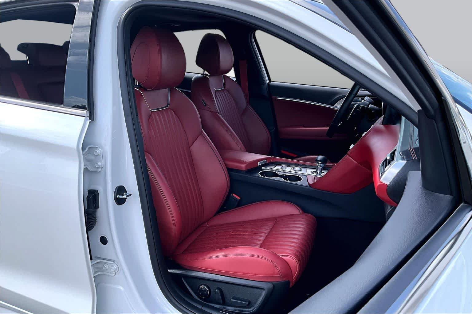 Pre-Owned 2023 Genesis G70 2.0T