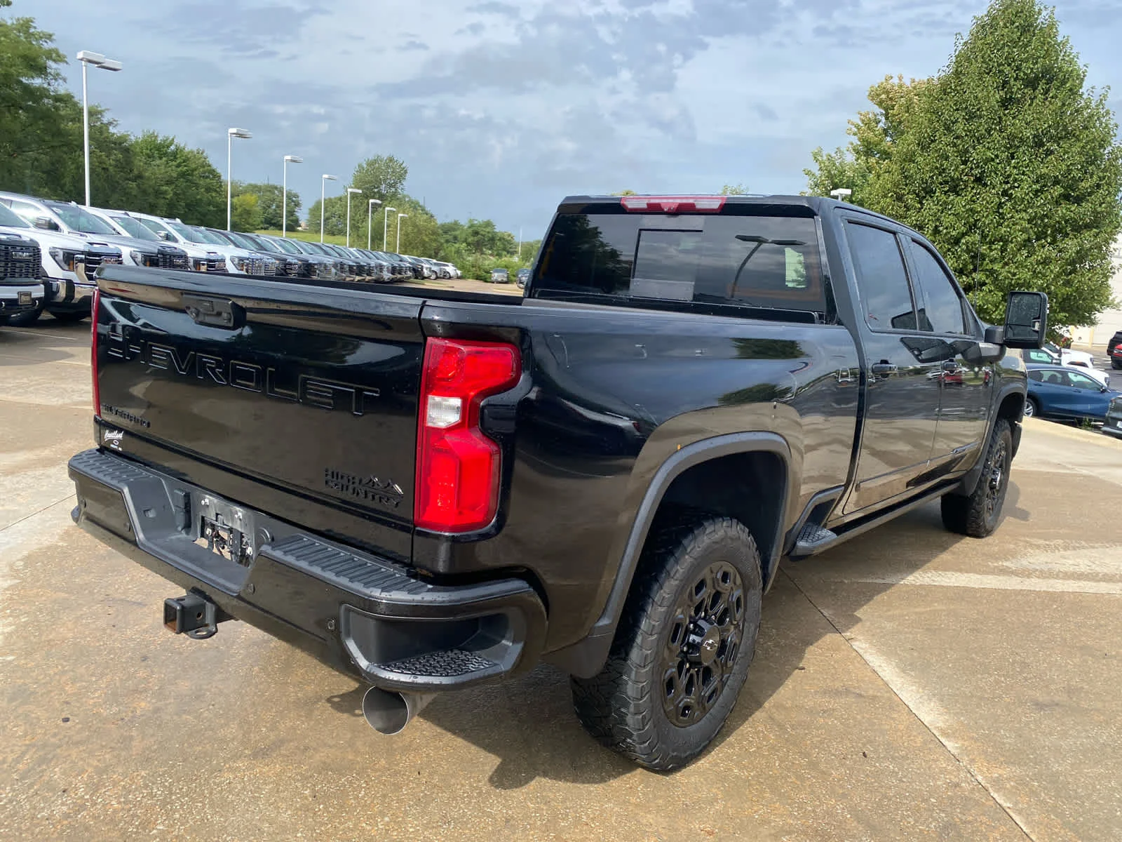 Used 2024 Black Chevrolet High Country image 6