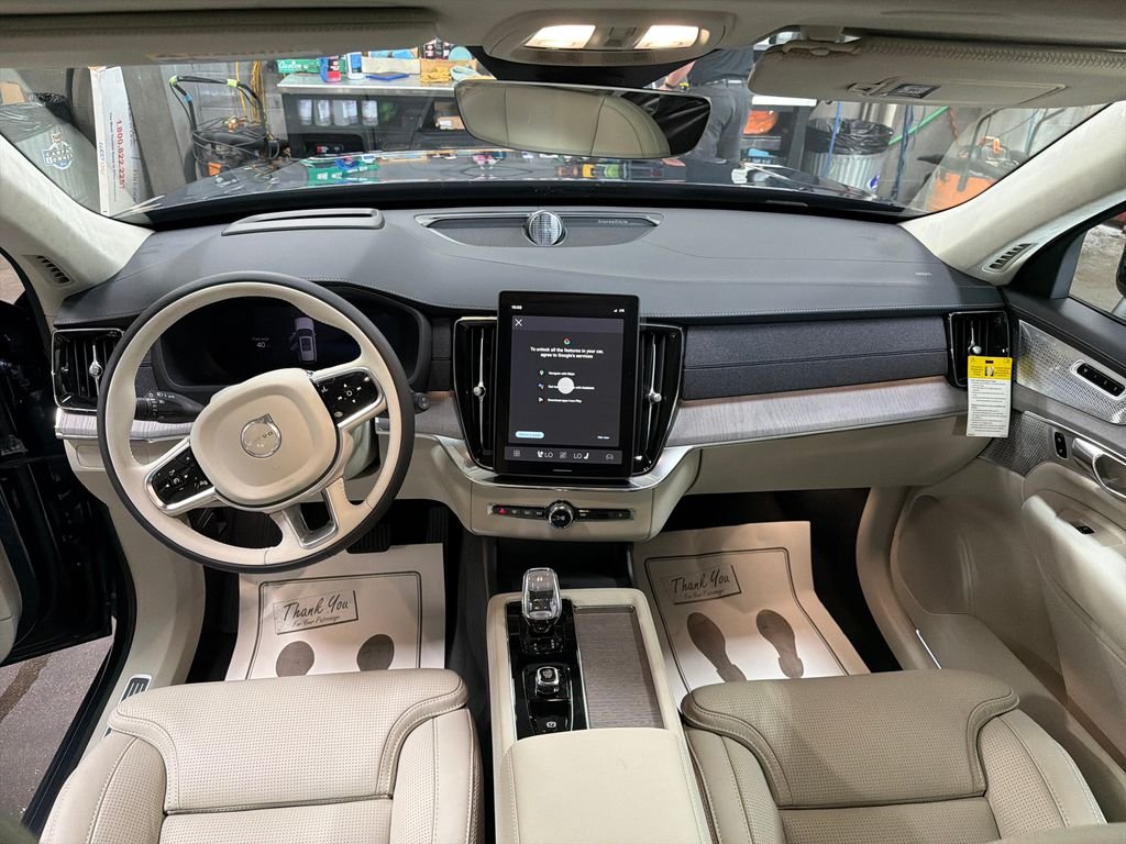 New 2027  Volvo B6 Ultra image 16