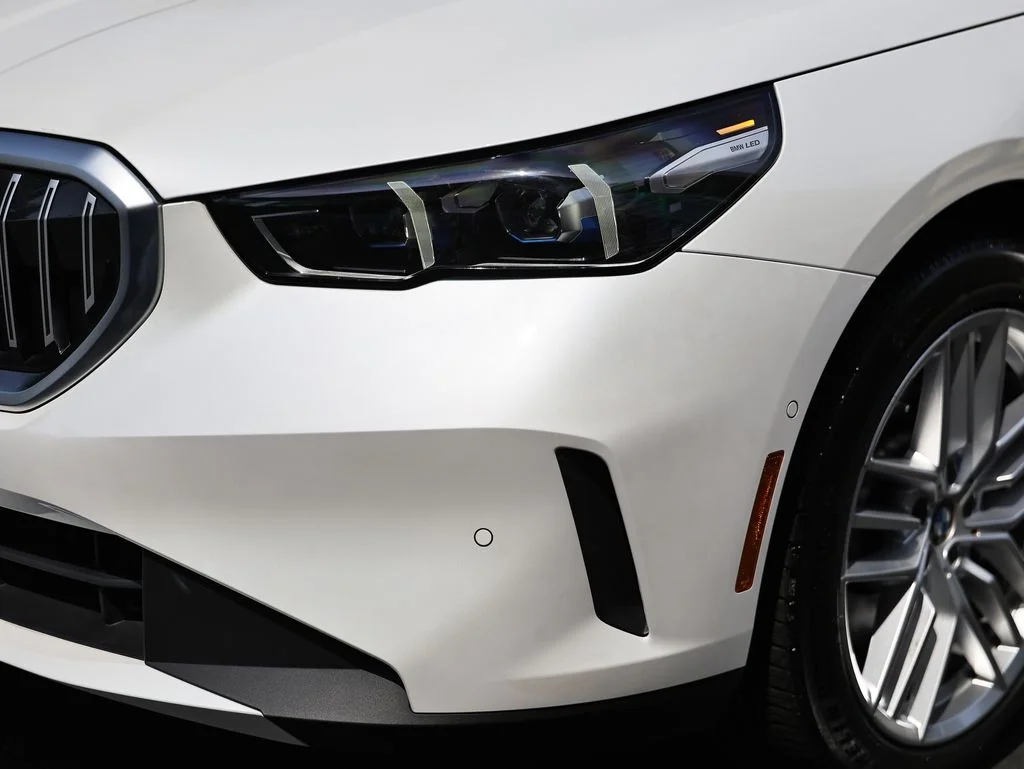 Certified Used 2024 Mineral White Metallic BMW 530i xDrive image 12