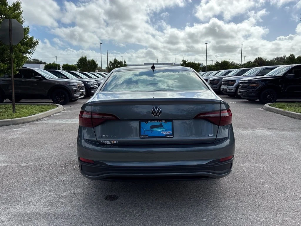 Certified Used 2024 Platinum Gray Metallic Volkswagen 1.5T SE image 6