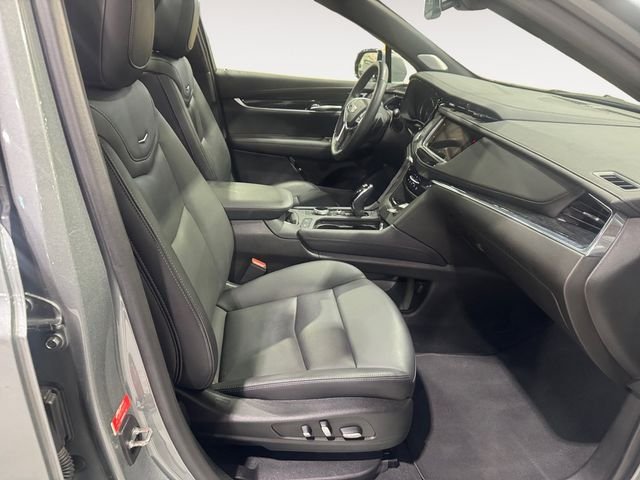Used 2023 Silver Cadillac Premium Luxury image 16