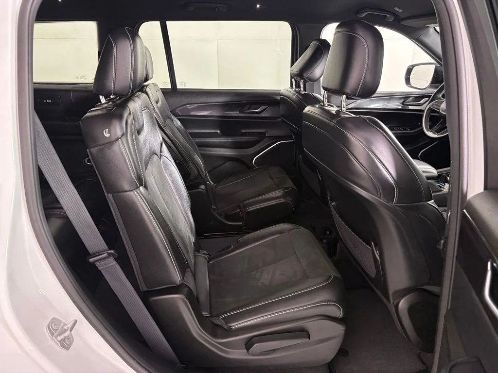 Used 2022 Bright White Clearcoat Jeep Altitude image 38