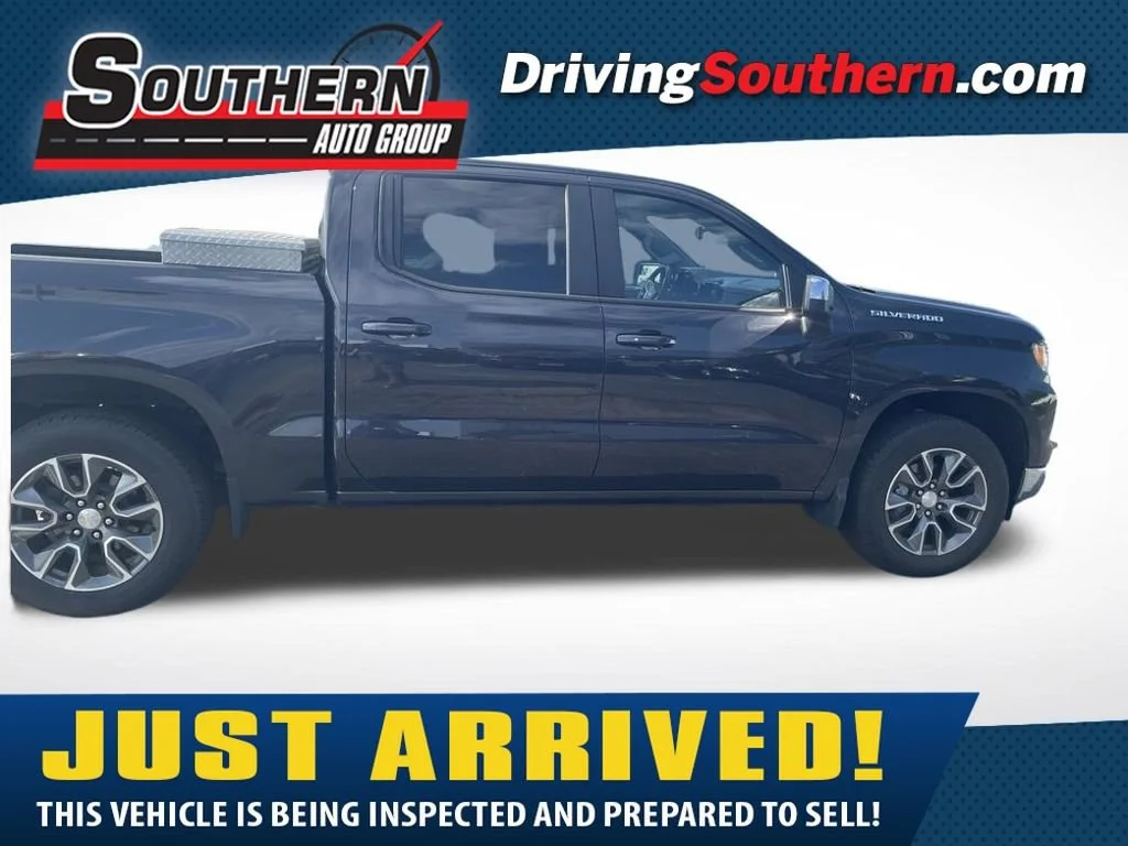 2023 Chevrolet Silverado 1500 LT 4X4 Crew Cab Short Box's photo