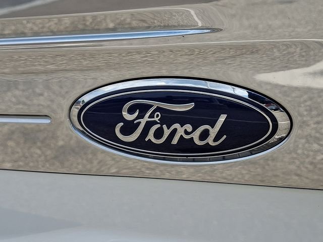 Used 2023 White Metallic Ford Limited image 28