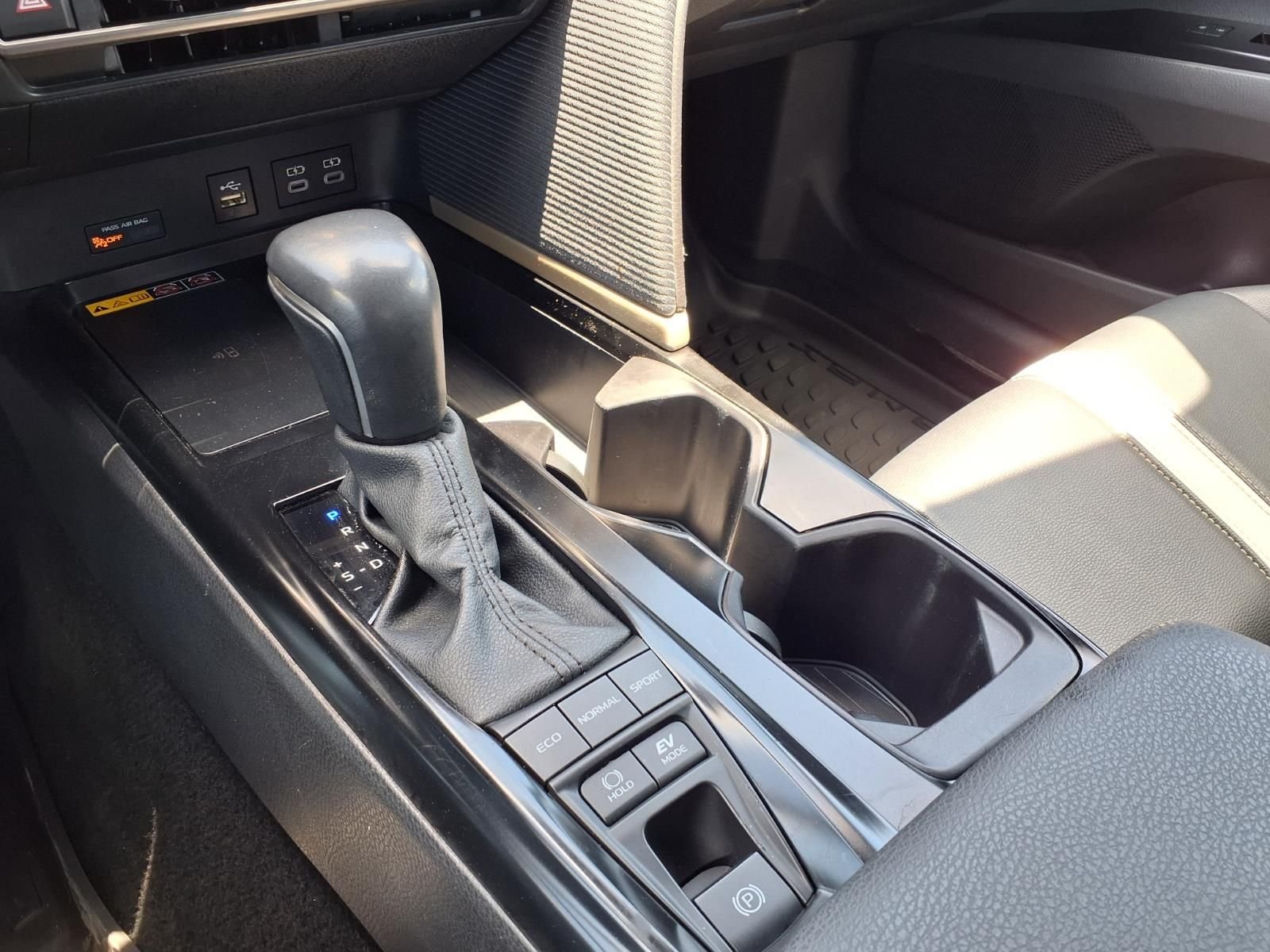 Certified Used 2025 Ocean Toyota SE image 25