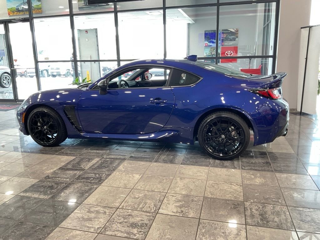 New 2026 Trueno Blue Toyota GR86 Premium image 4