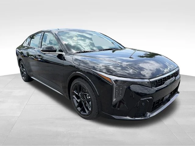 2026 Kia K4 GT-Line Turbo AT's photo