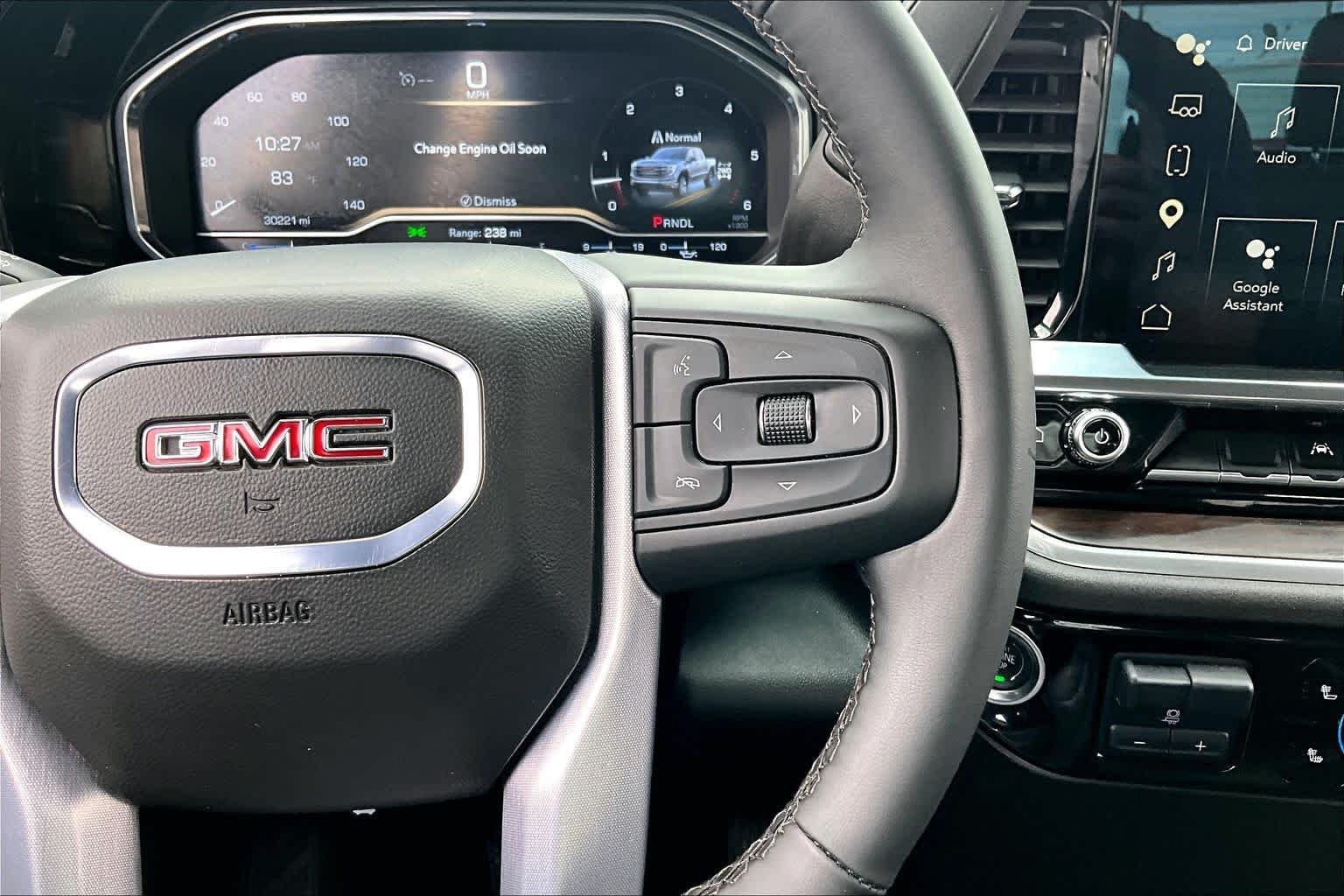 Used 2025 Summit White GMC SLT image 25