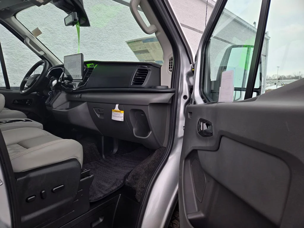 New 2026 Silver Ford Explorer Trail Boss image 38