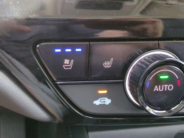 New 2026 Platinum White Pearl Honda Touring image 22