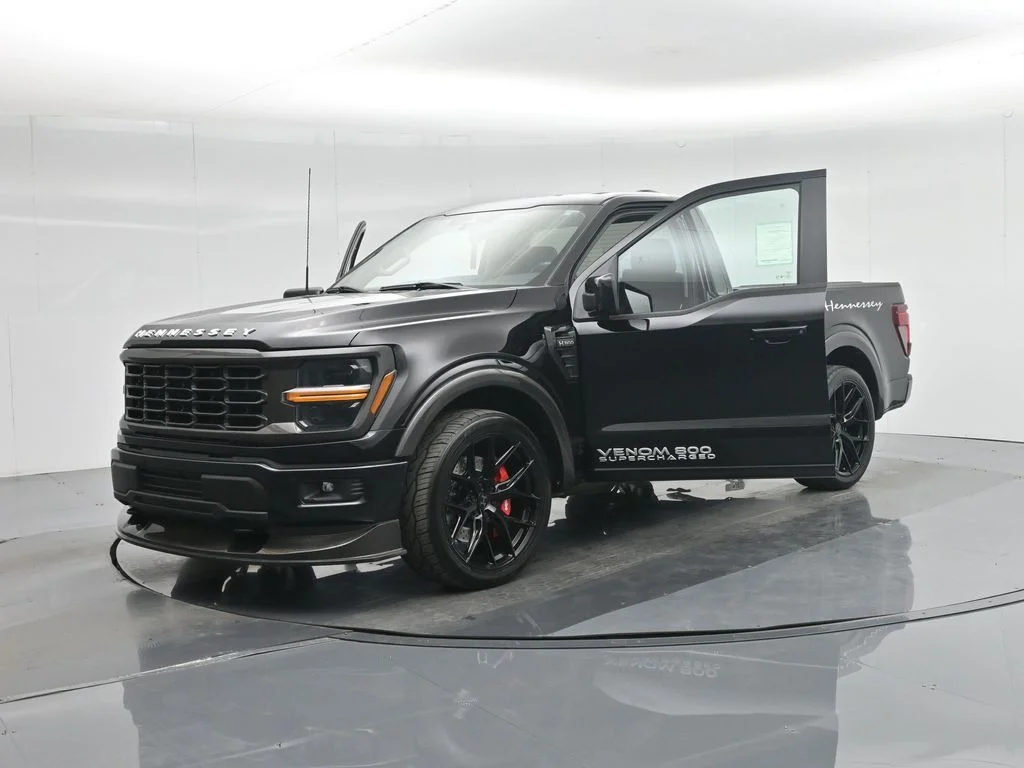 New 2025 Black Ford XL image 25