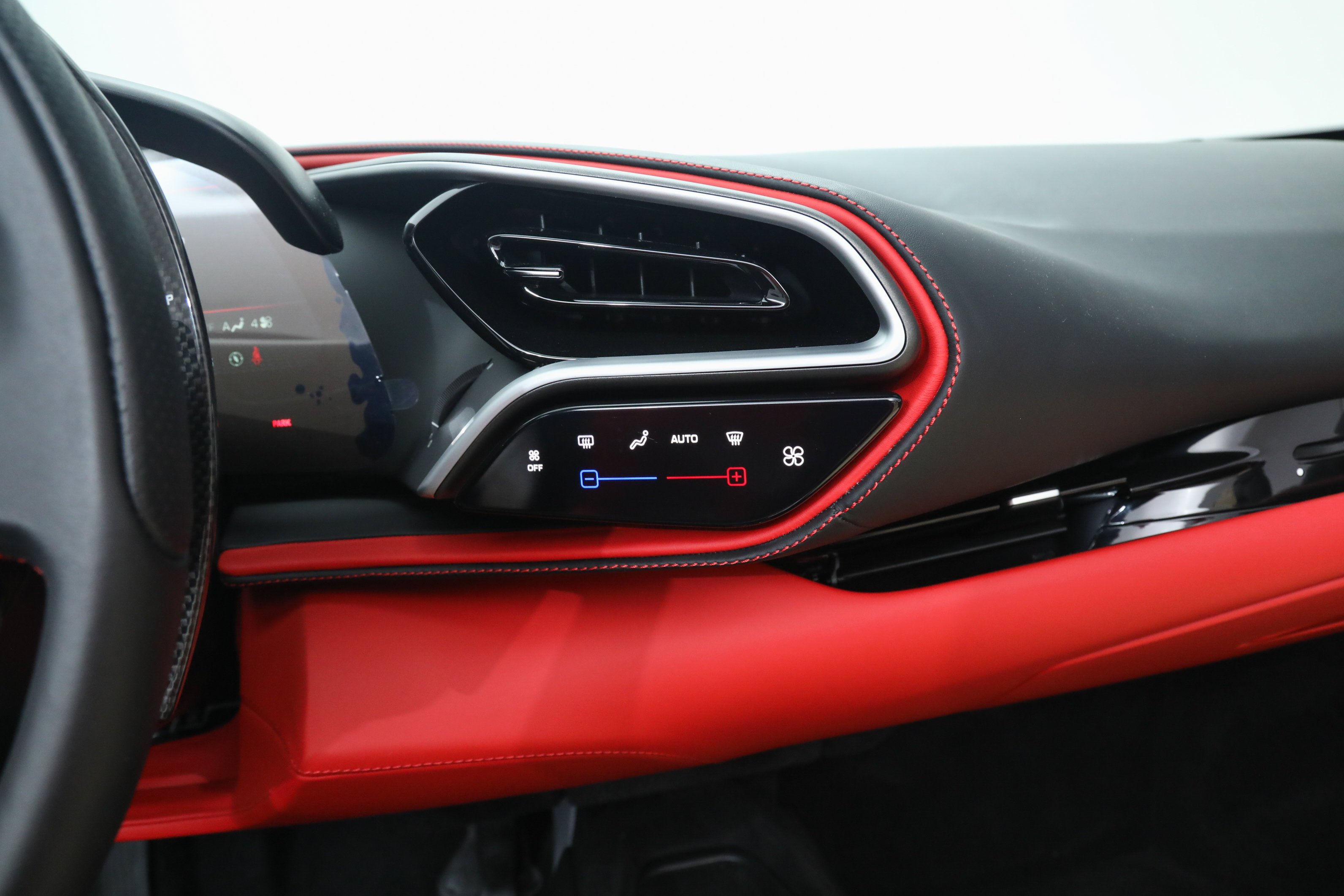 2024 Ferrari 296 Base - Photo 31