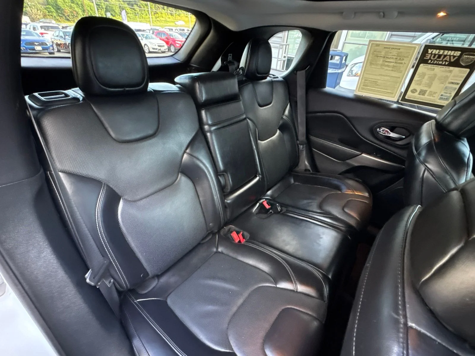 Used 2019 Bright White Clearcoat Jeep Limited image 7