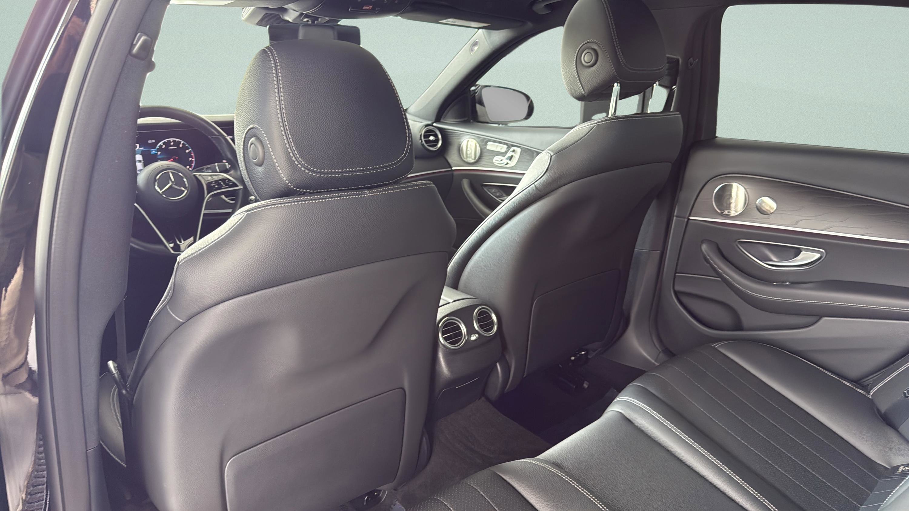 Used 2021 Black Mercedes-Benz E 350 image 18