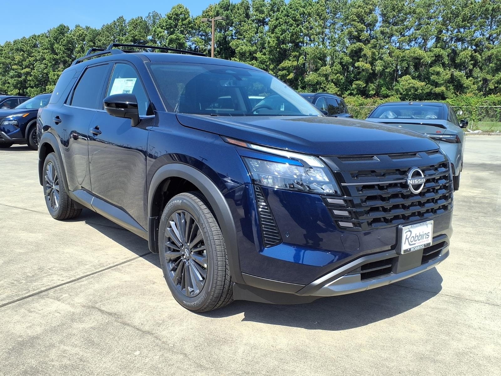 New 2026 Deep Ocean Blue Pearl Nissan SL image 3