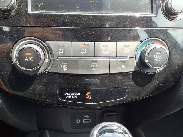 Used 2018 Gray Nissan S image 24