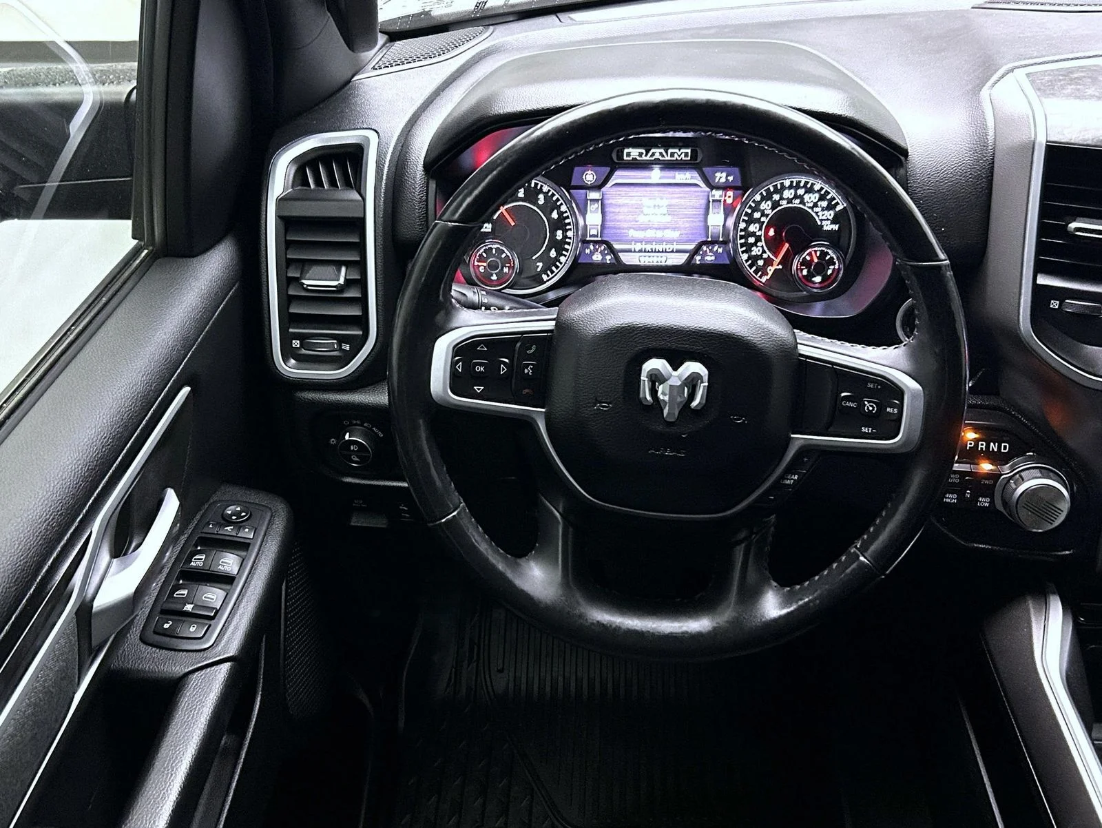 Used 2020 Black Ram Big Horn/Lone Star image 12