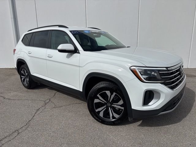 Certified 2025 Volkswagen Atlas SE with VIN 1V2LR2CA9SC557850 for sale in Kansas City