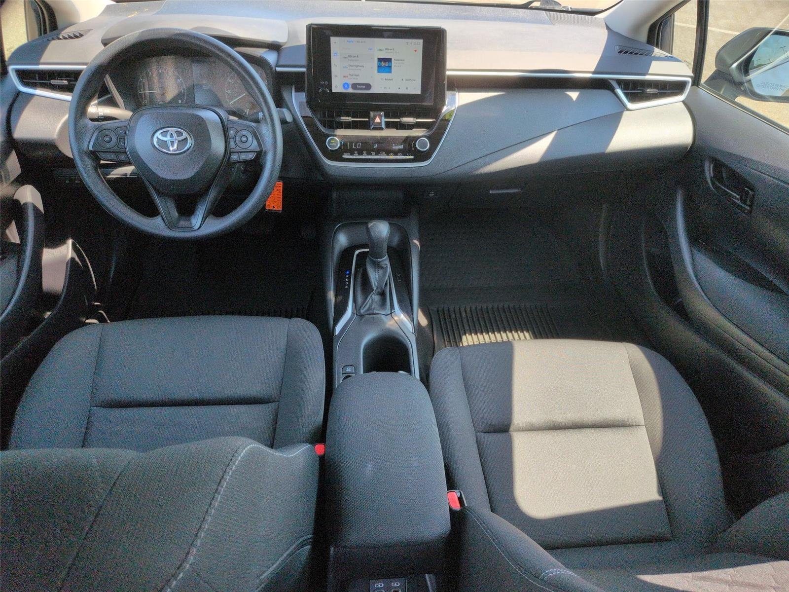 Used 2025 Underground Toyota LE image 33